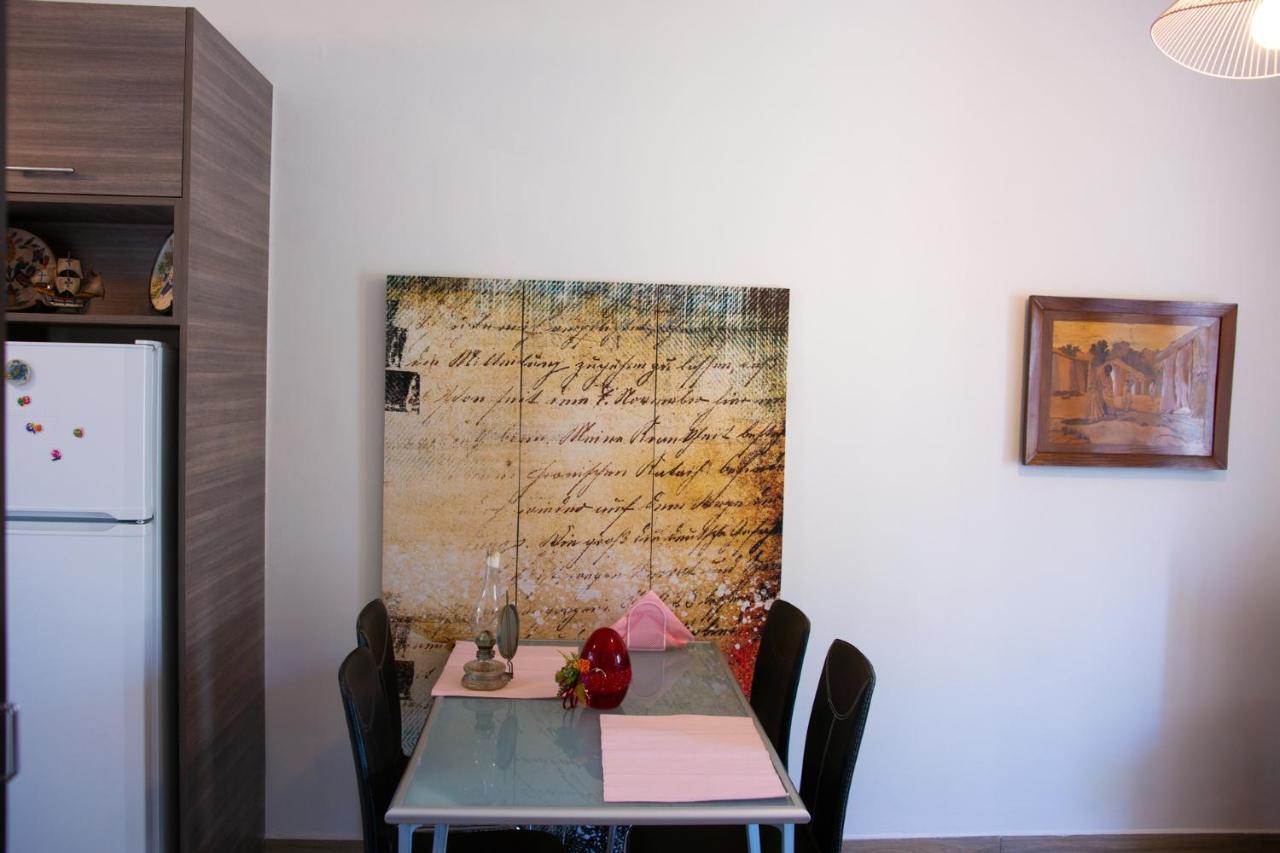 Quality Apartment In Aegaleo Atena Exterior foto